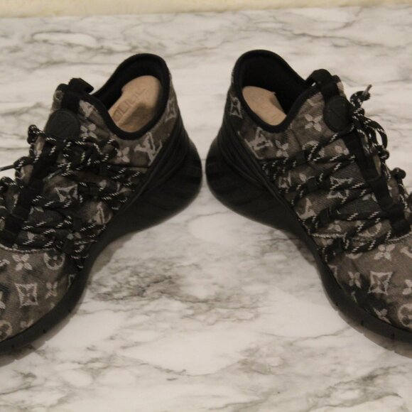 Louis Vuitton Fastlane Monogram Sneakers Black Denim LV size 8.5 - Picture 4 of 12